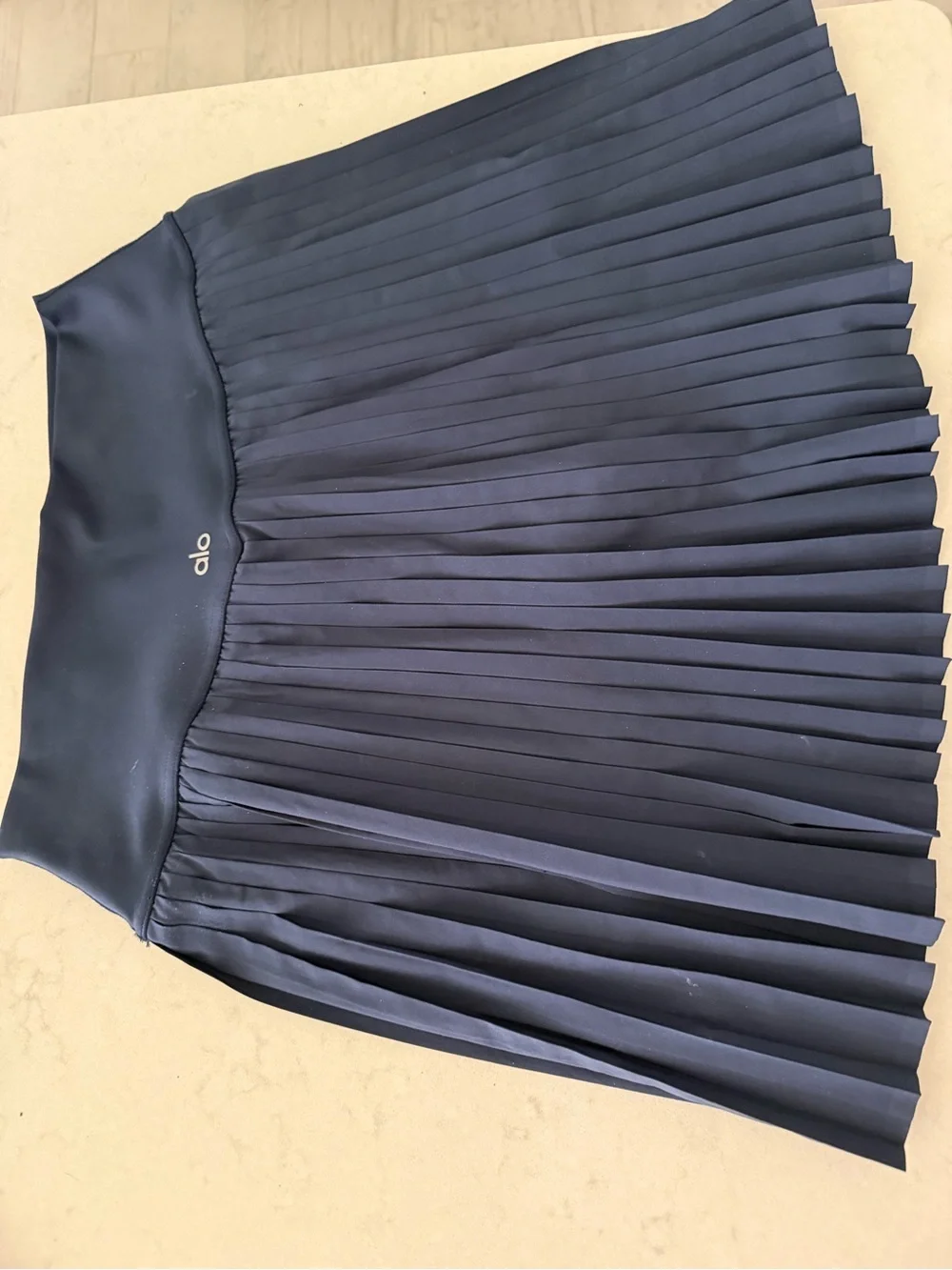 ALO Grand Slam Tennis Skirt L Yoga Navy Pleated Skater Skirt with Wide Waistband